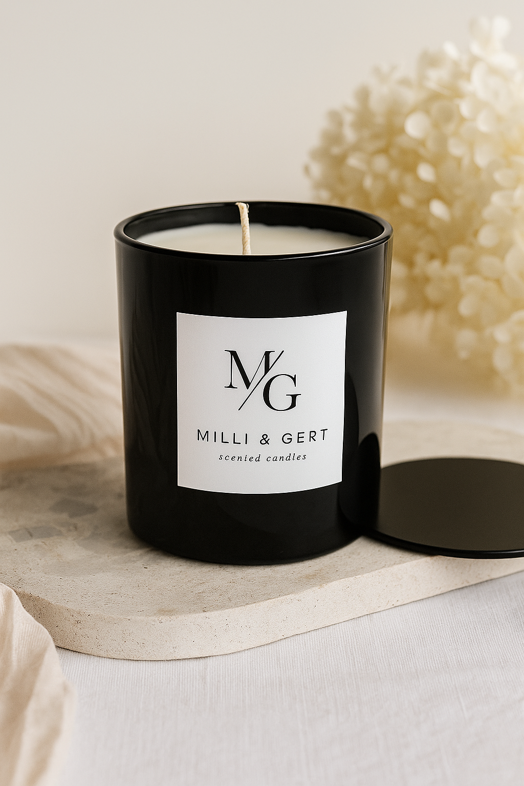 The Classic Scented Candle | 230g